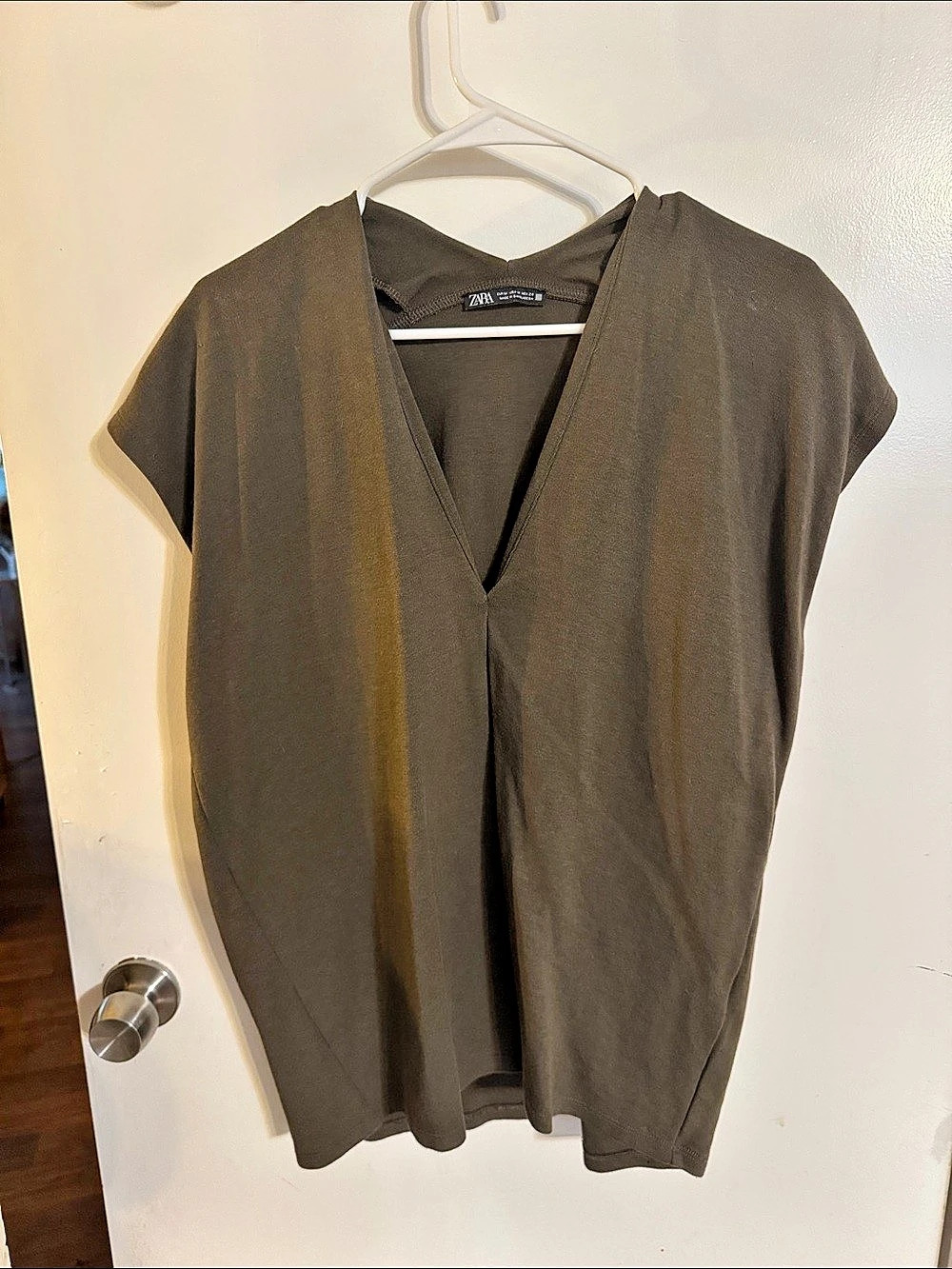 Zara Women's V-Neck Tunic in Green/Brown color - Size Medium
